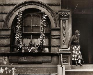 Walter Rosenblum - Woman in Doorway, 105th Street, NY