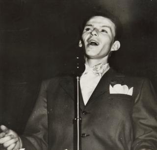 Weegee - Frank Sinatra, Paramount Theater