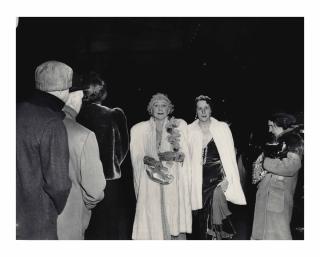 Weegee - The Critic, 1943