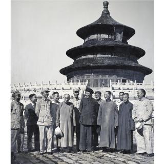 Wei Rong - Founders Of The Nation In The Early Days