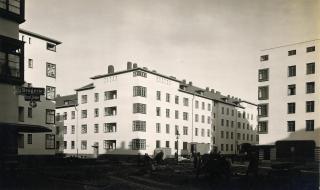 Werner Mantz - GAG-Bauten in der Naumannstrasse (Architekt: Fritz Fuß)