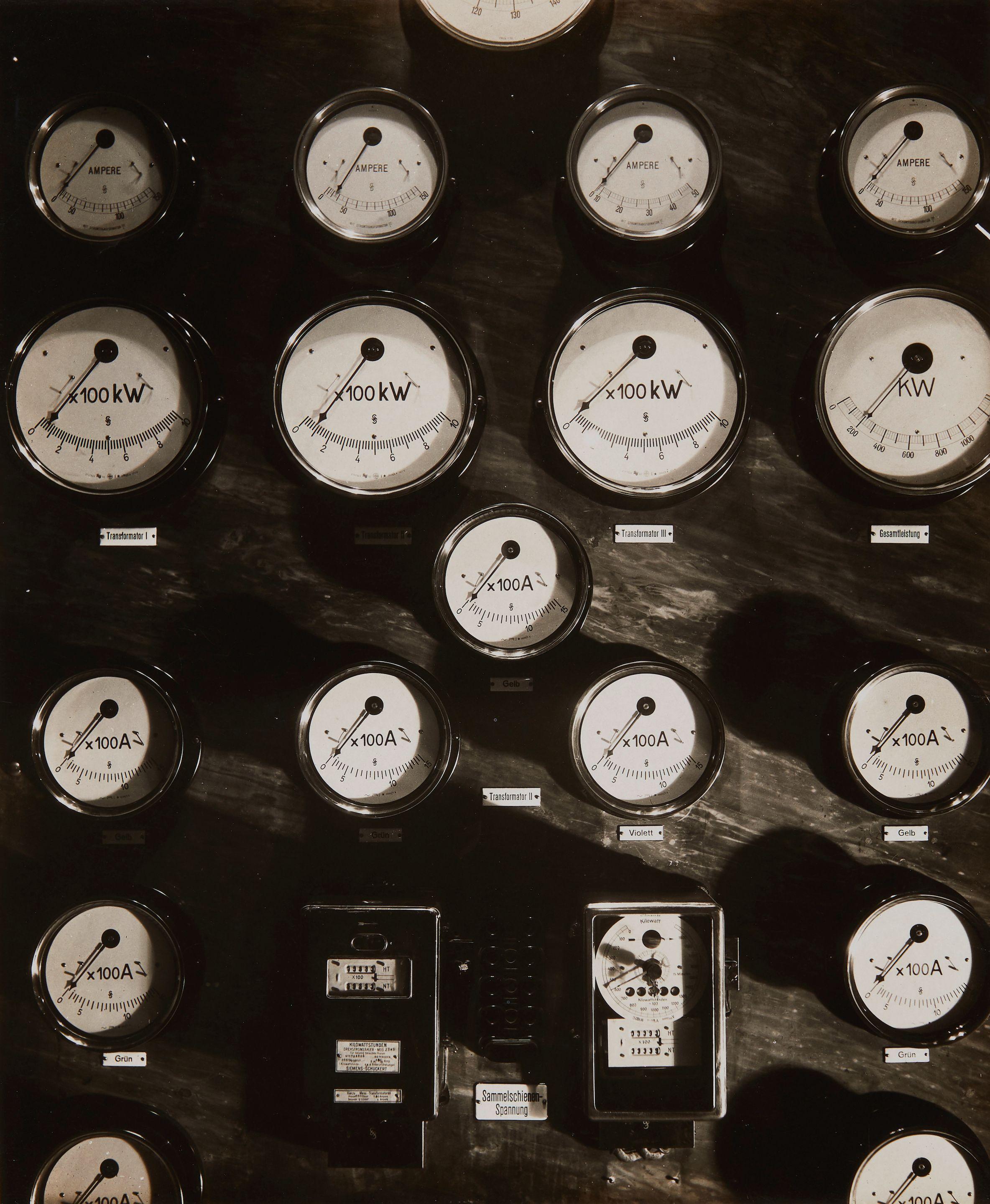 Werner Mantz - Untitled (Gauges)