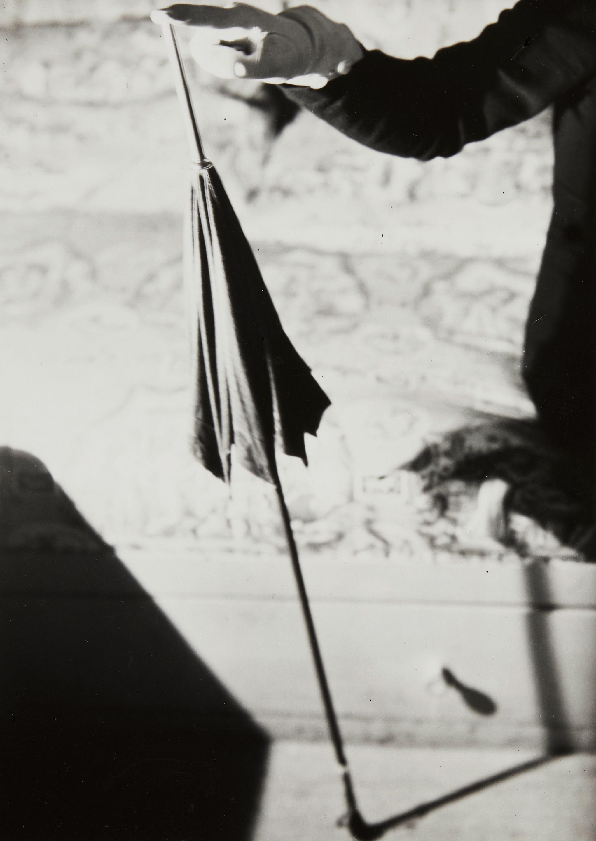 Werner Rohde - On the Umbrella\'s Point