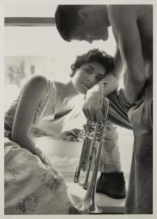 William Claxton - Halima and Chet Baker, Redondo Beach, 1955