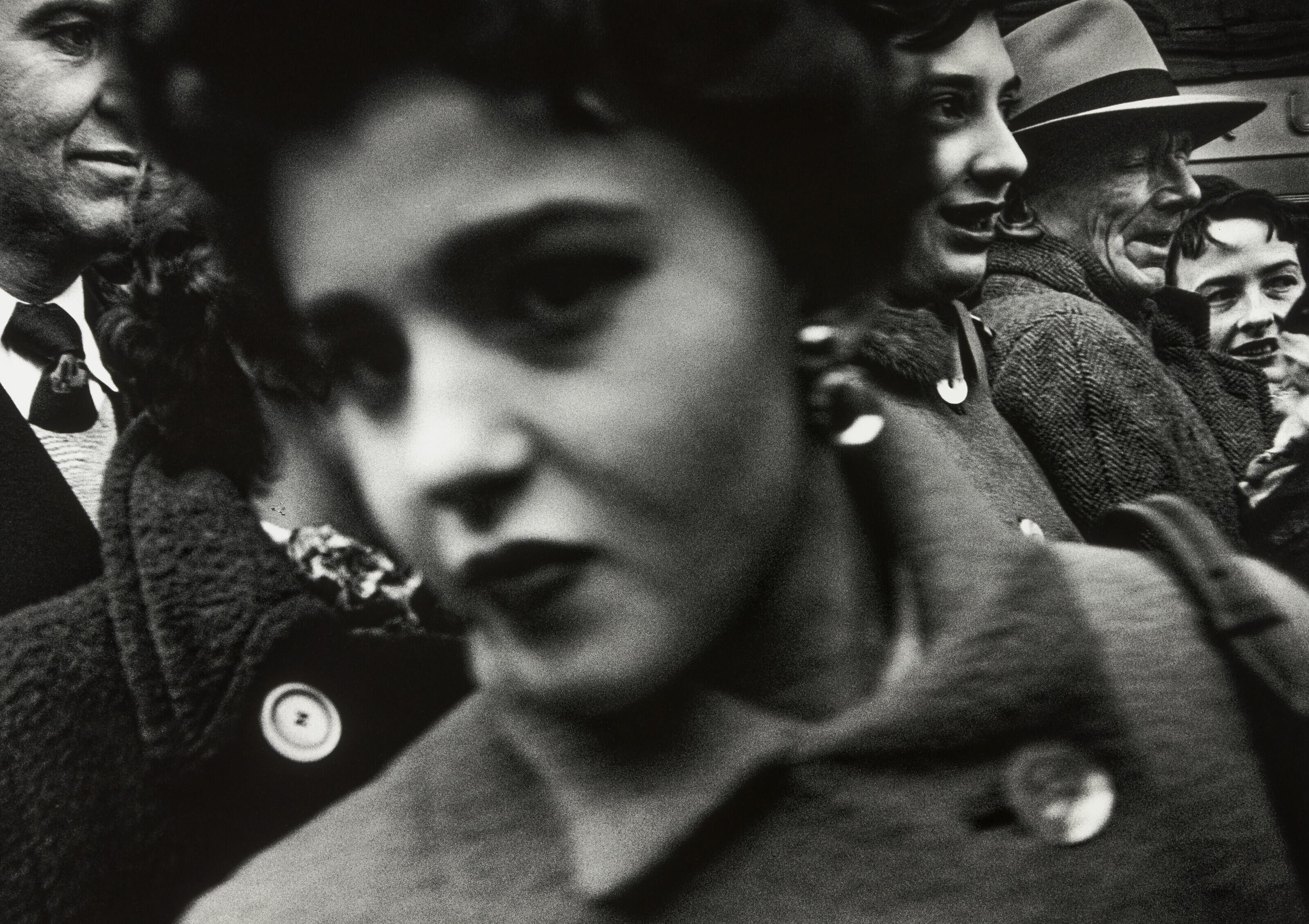 William Klein - Big face, big buttons, St Patrick\'s Day, Fifth Avenue, New York, 1955