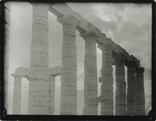 Willy Otto Zielke - Prolog Für Olympia - Fest Der Völker (Prologue Pour Olympia/ Prologue For Olympia), 1936Nine Vintage Silver Prints. On The Reverse, Eight Prints Signed, Two Titled Tempel Von Poseidon And Two Prints Dated 1936 In Pencil.