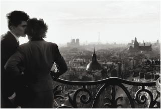Willy Ronis - Les Amoureux De La Bastille