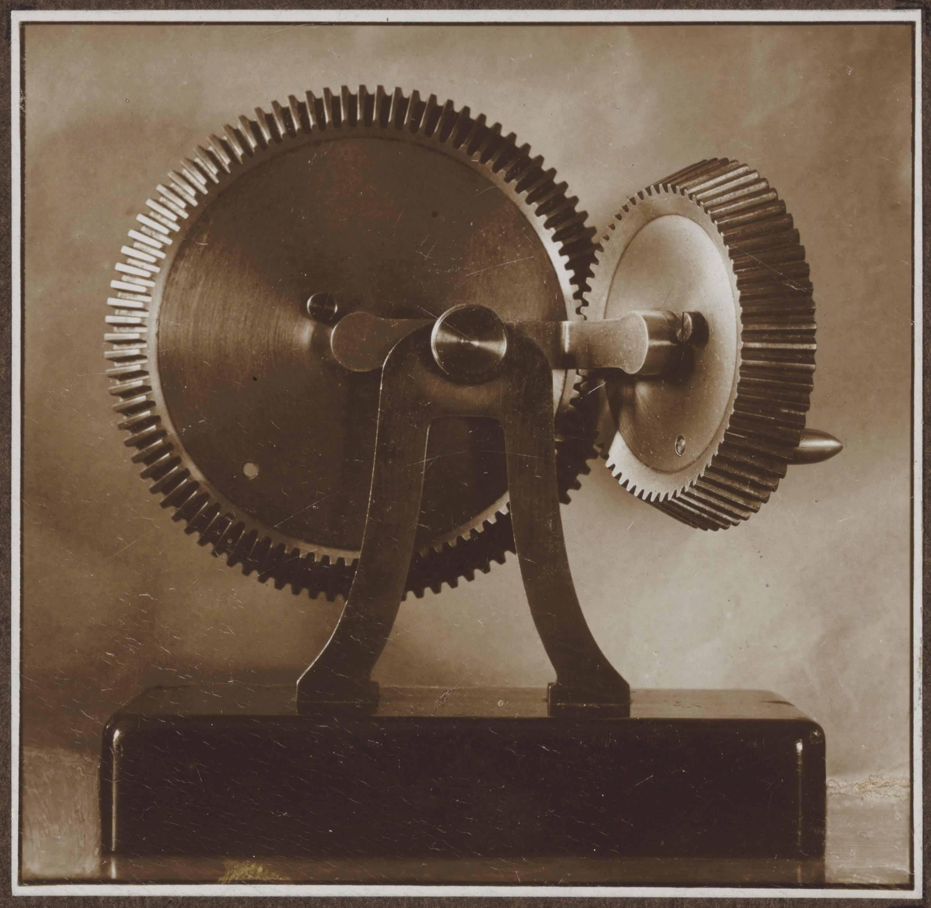 Willy Zielke - Untitled (Bevel Gears), 1923