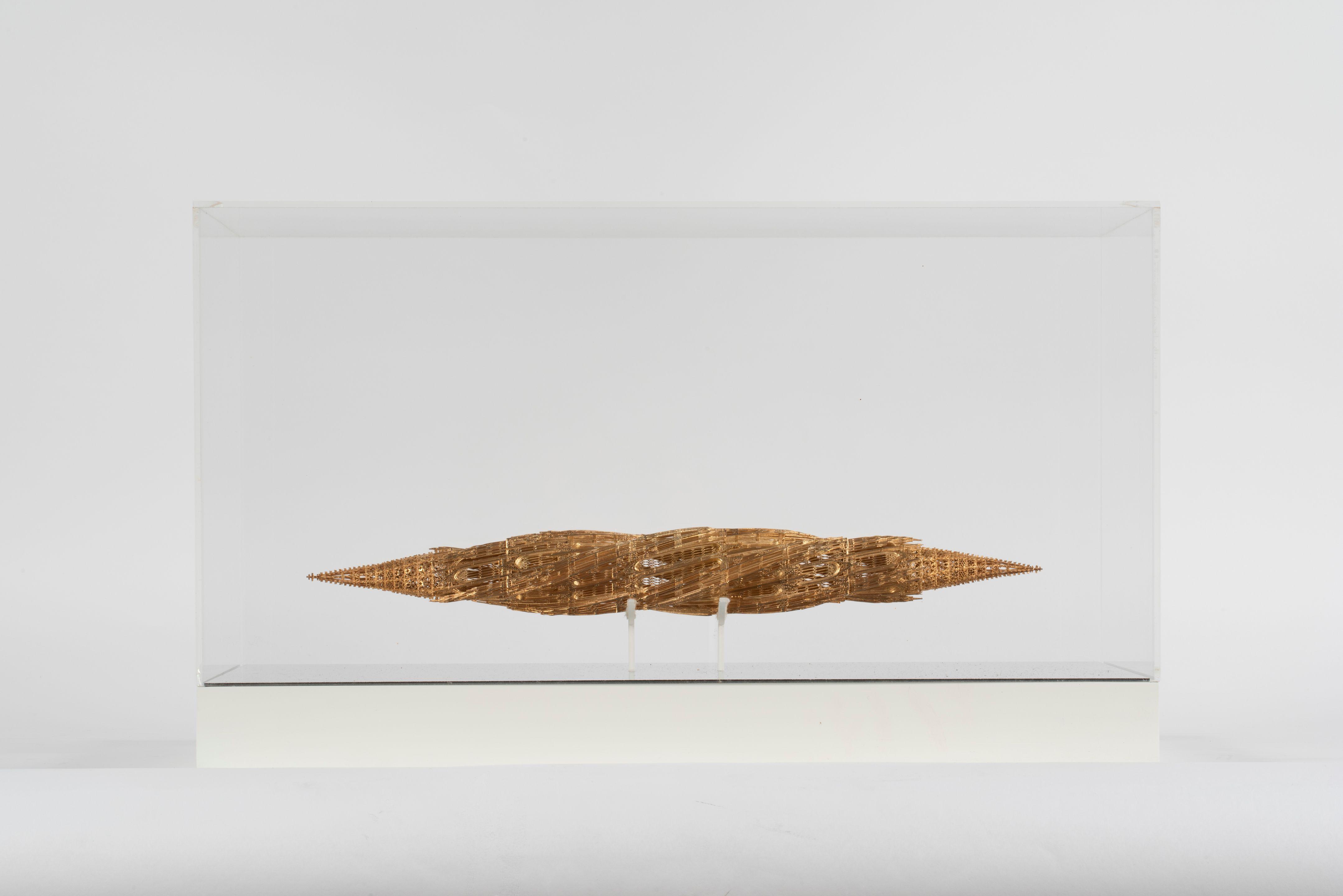 Wim Delvoye - Suppo CCW (scale model 1:26))