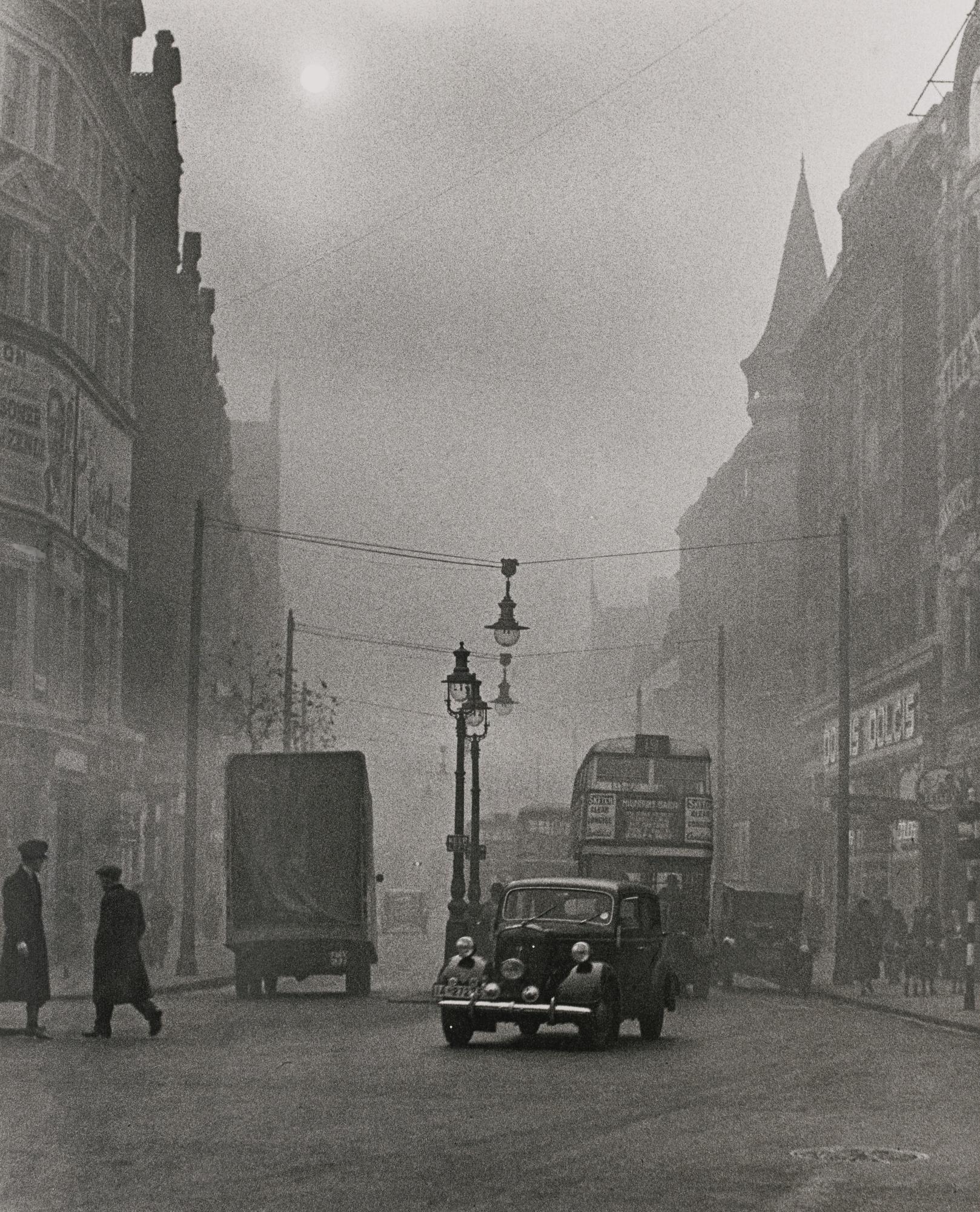 Wolfgang Suschitzky - View From Charing Cross Road, Traffic In London Fog, 1935
