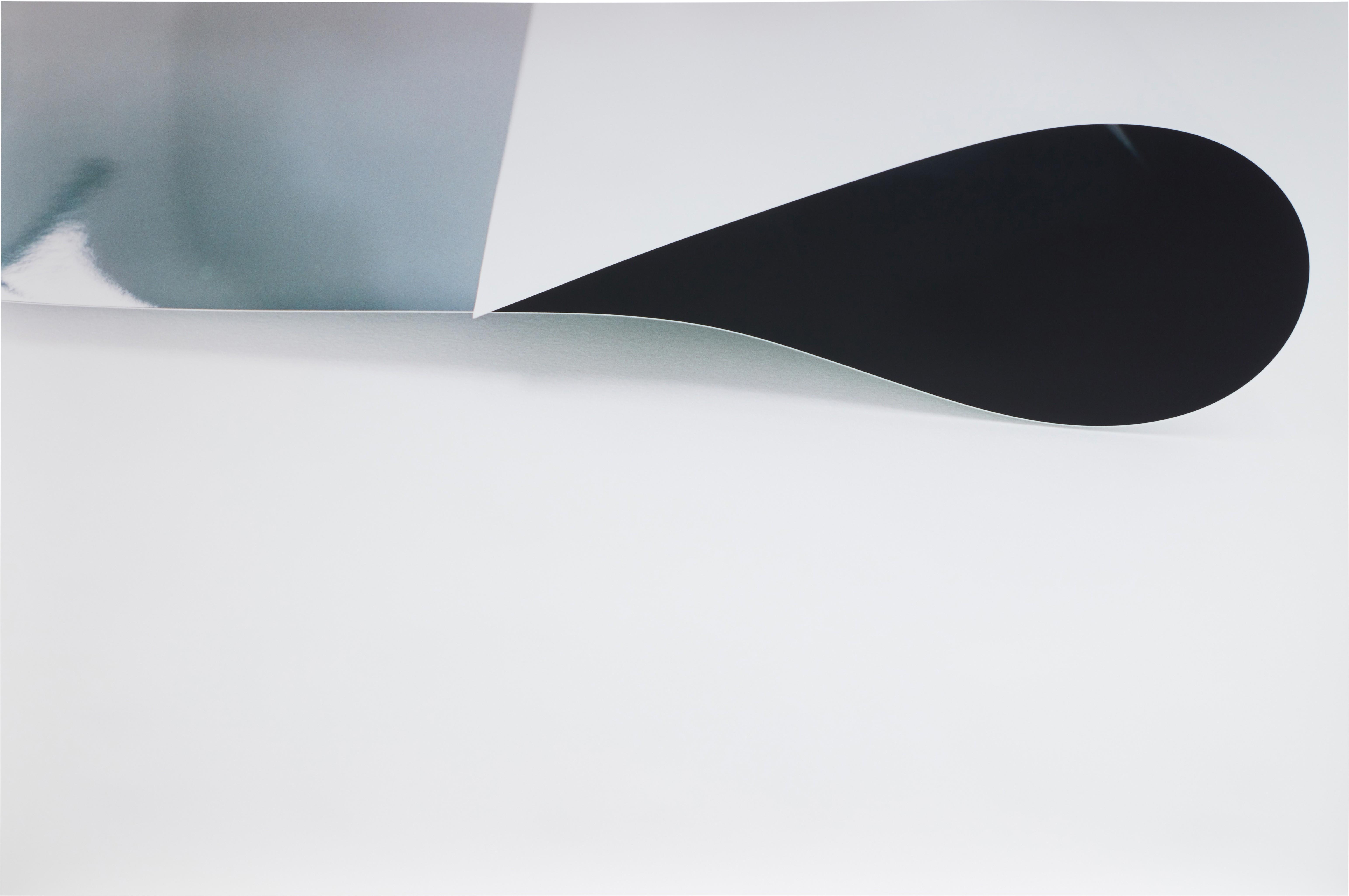 Wolfgang Tillmans - Paper Drop (Krishnamurti)