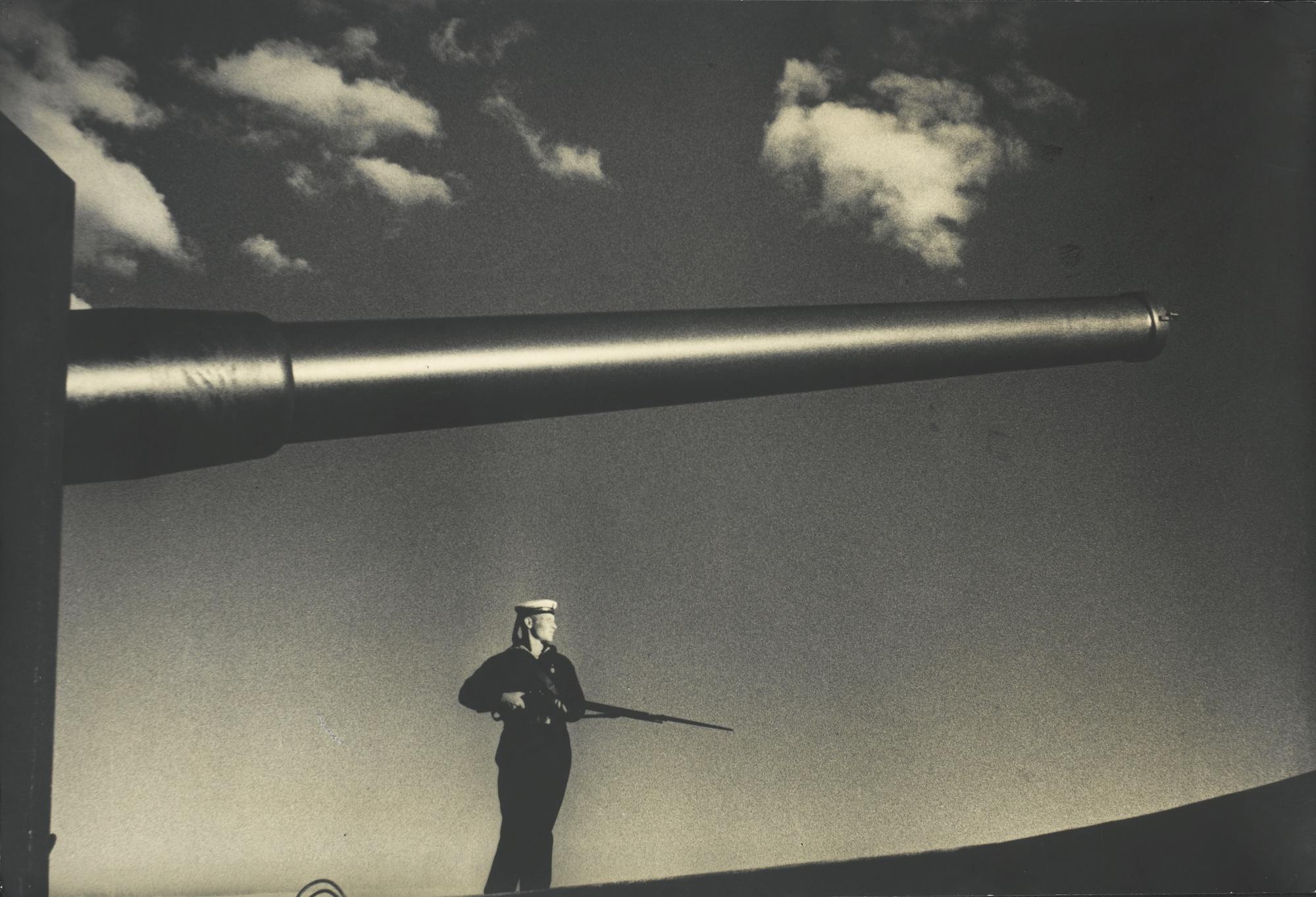 Yakov Khalip - The Baltic Fleet, Baltic Sailors In The 40S, Naval Gun And The Guard