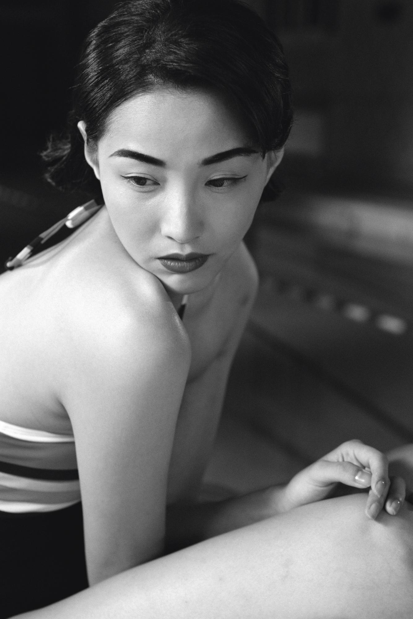 Yang Fudong - International Hotel No.10