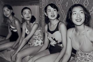 Yang Fudong - INTERNATIONAL HOTEL NO.6