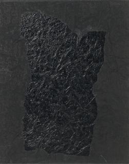 Yang Jiechang - Ohne Titel. Tusche und wohl organische Materialien auf Papier und auf Holzpaneel montiert. Rückseitig sign.: Yang Jiechang sowie in chinesischen Schriftzeichen: Jiechang und datiert 1995.