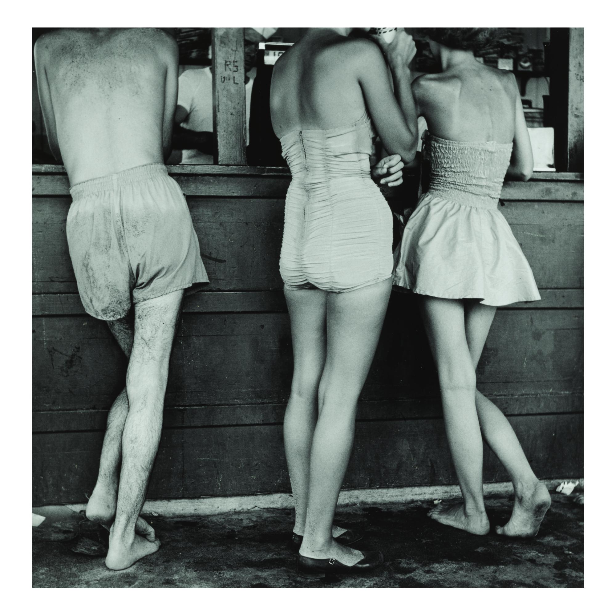 Yasuhiro Ishimoto - Selected Images From Bathers, Chicago
