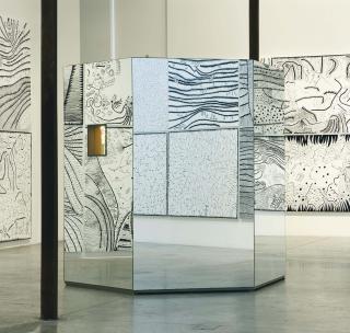 Yayoi Kusama - Infinity Mirrored Room - Love Forever