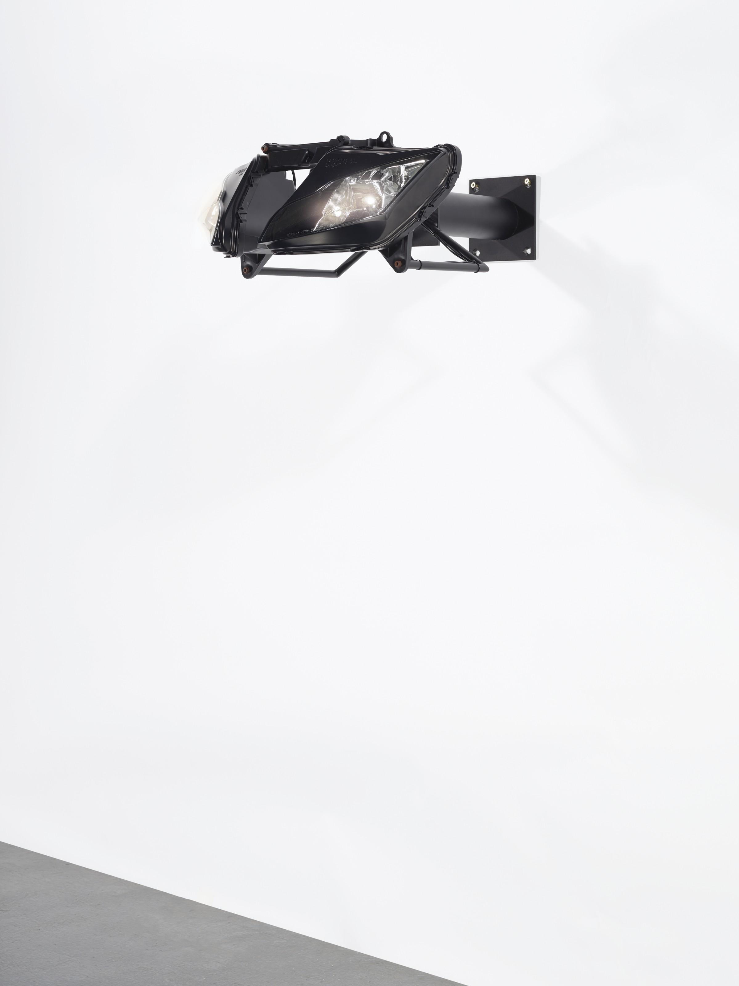 Yngve Holen - Hater Headlight