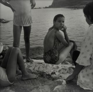 Yto Barrada - Jour de congés, Cabo Negro (Baigneurs/Bathers)