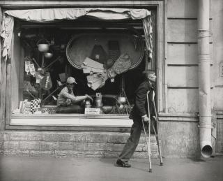 Yuri Zhuravsky - Nevsky Prospekt; Kuznechny Pereulok; Liteyny Prospekt; Cemetery