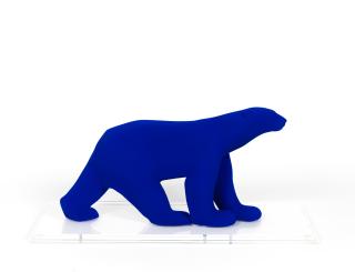 Yves Klein - L\'Ours Pompon, 2022