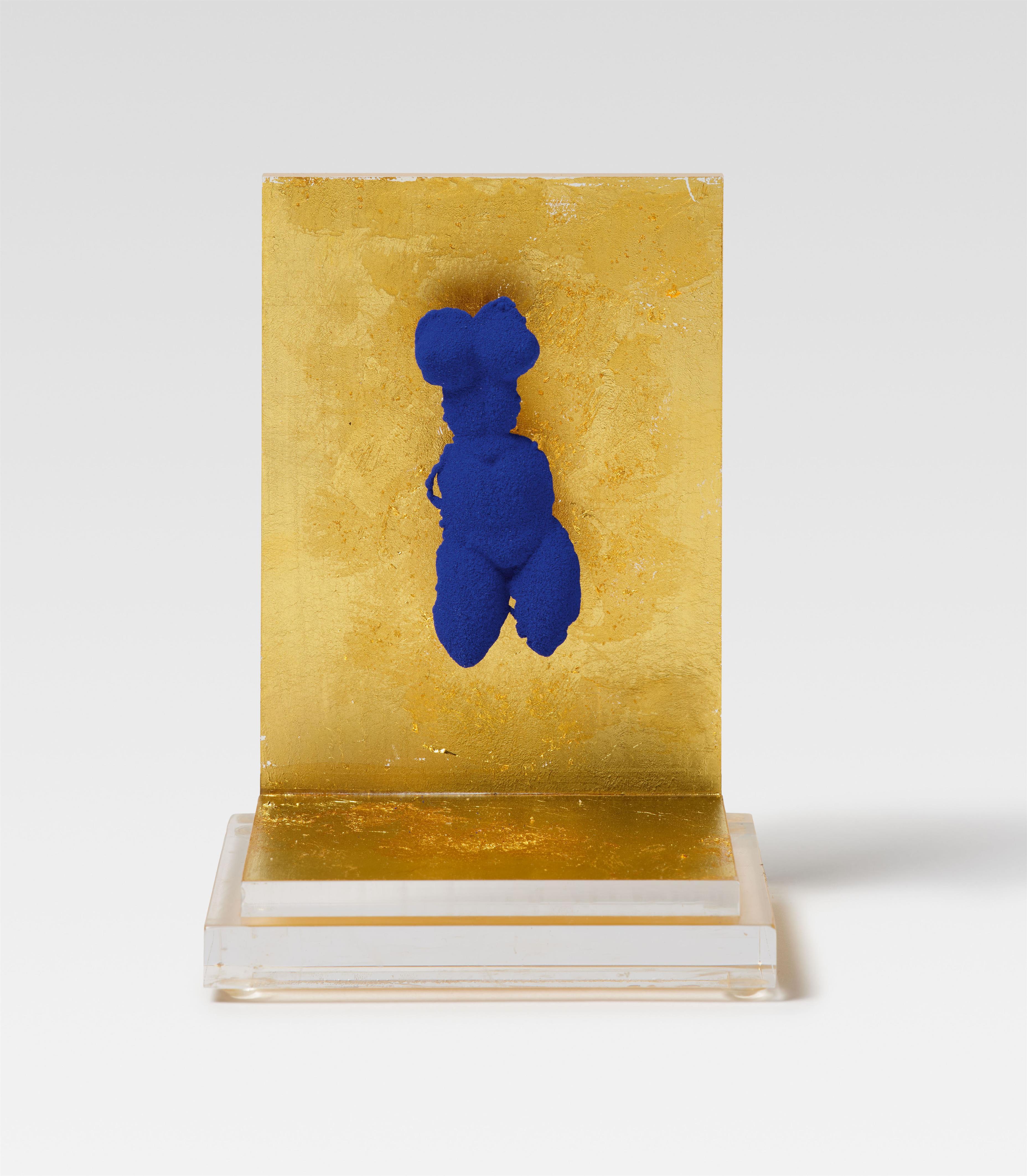 Yves Klein - Petite Vénus Bleue