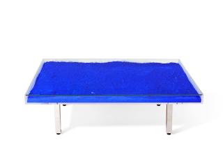 Yves Klein - Table bleue