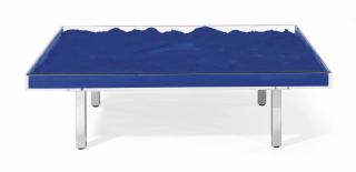 Yves Klein - Table Bleue