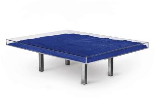 Yves Klein - Table Bleue