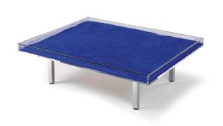 Yves Klein - Table bleue