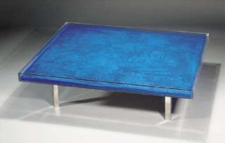 Yves Klein - Table bleue