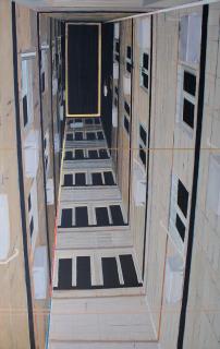 Zhang Hui - Upward, Courtyard