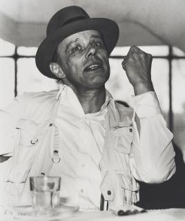 Zoa - Joseph Beuys.